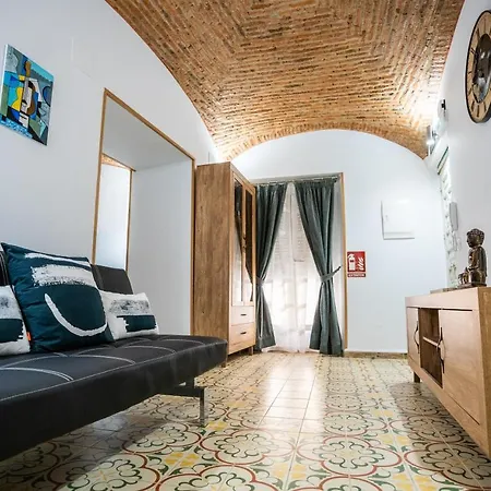 Apartment Art & Caces